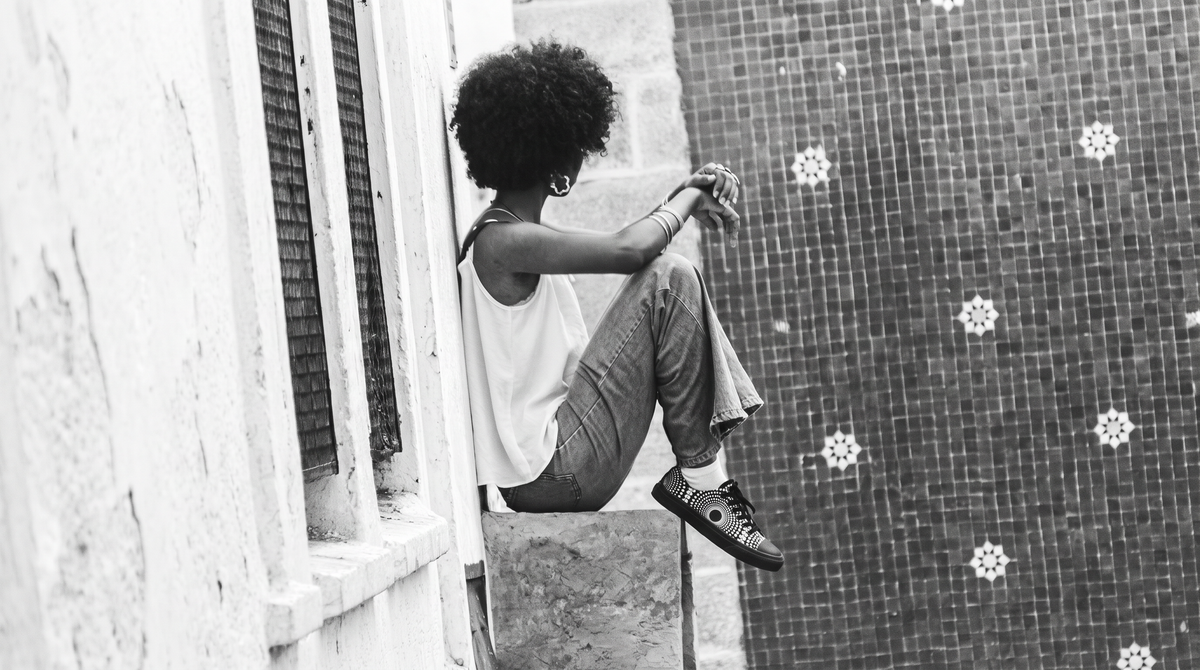 5 looks pour porter des sneakers wax (sans faux pas)