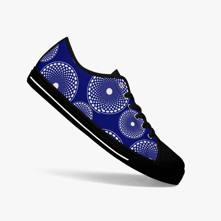 Sneaker KAKIPS Évasion BlueNight en toile bleu nuit avec motif wax géométrique blanc et détails noirs