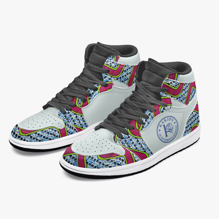 Sneakers montantes KAKIPS Urban Zebra avec motif wax africain coloré, détails noirs et blancs et logo latéral.
