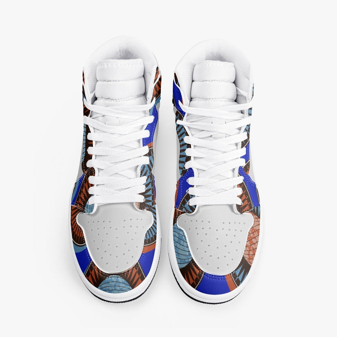 Sneakers montantes KAKIPS Urban Indigo avec motif wax africain bleu et marron et lacets blancs